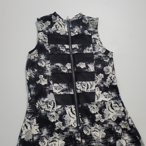 Material Girl Black and White Midi Dress - Picture 7 of 7